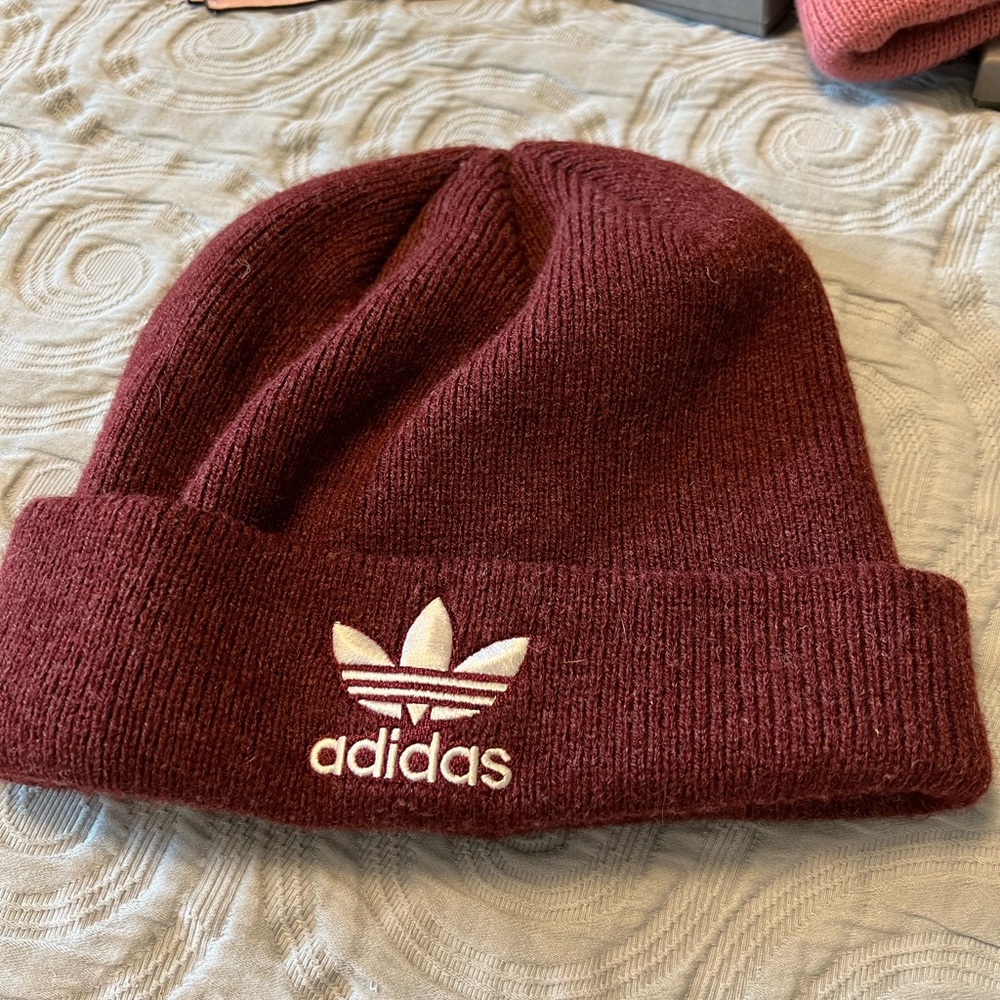 Adidas Unisex Winter Knit Hat Ski Cap Maroon Red